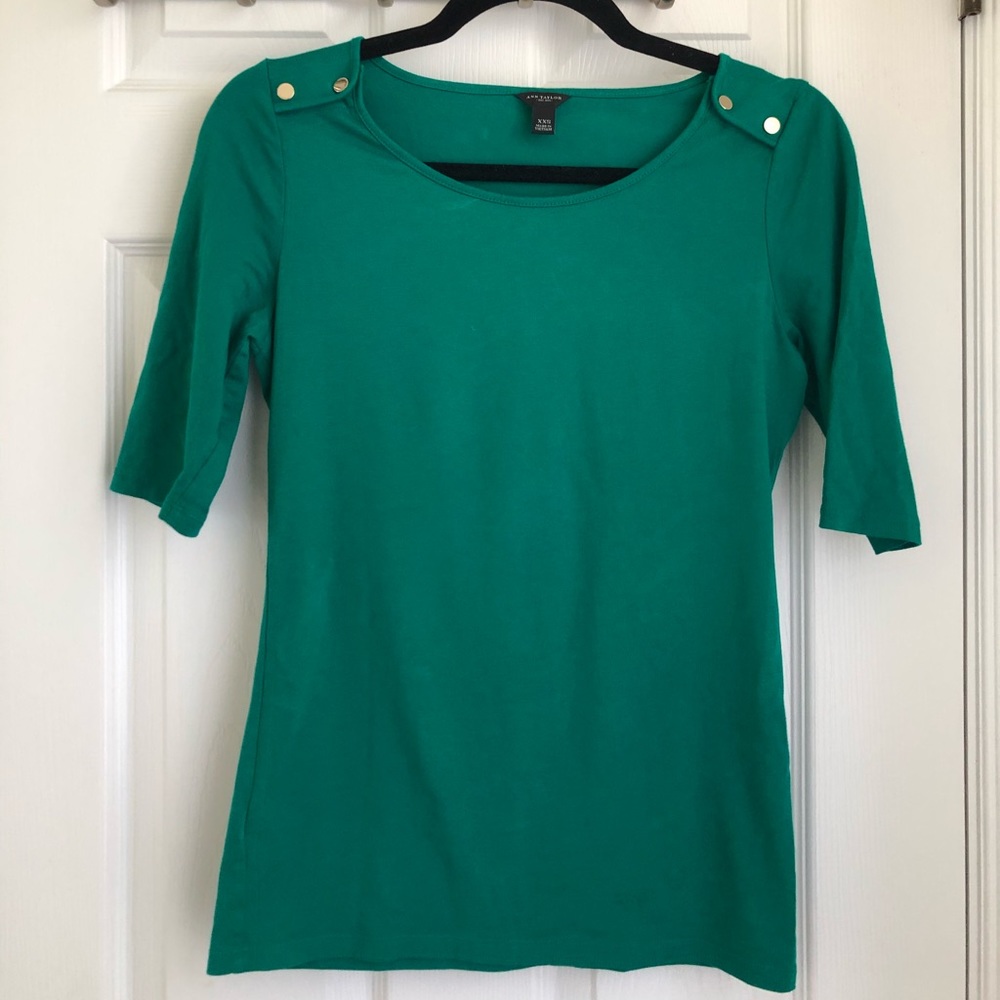 🆕Ann Taylor 1/2 Sleeves Green Tee